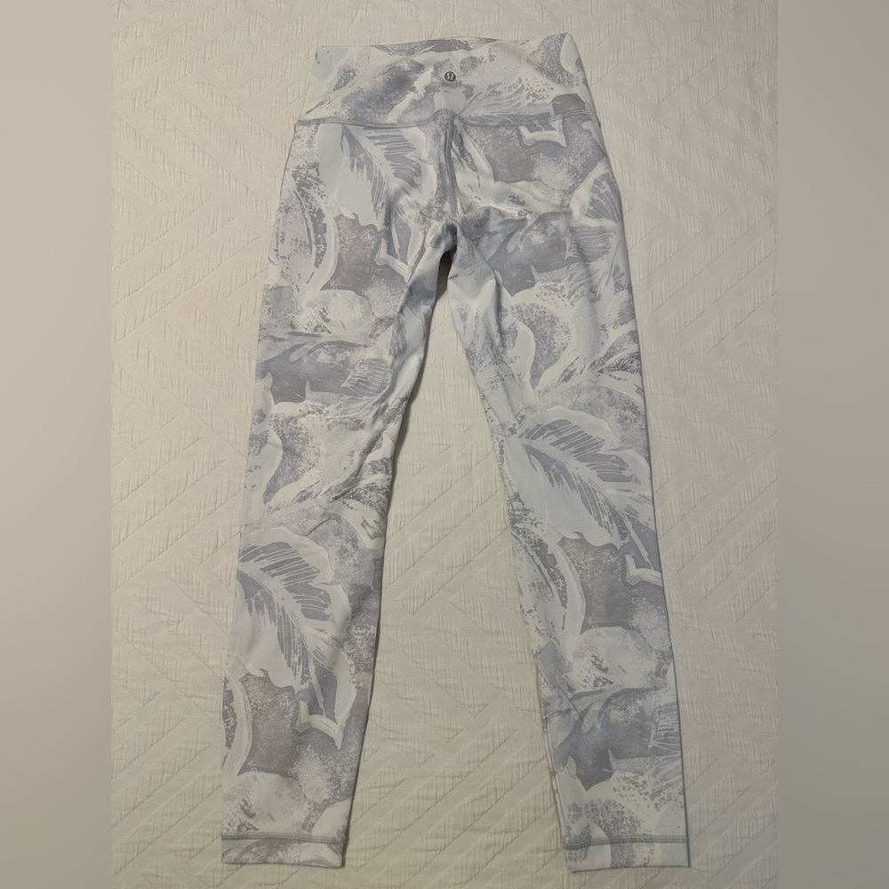 Lululemon Wunder Train High Rise 25” - Picture 8 of 14